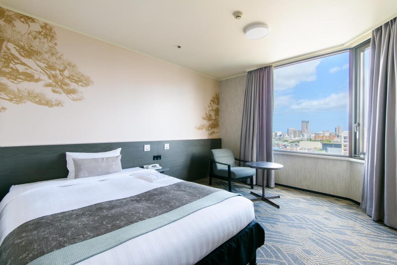 Kanazawa Tokyu Hotel Экстерьер фото