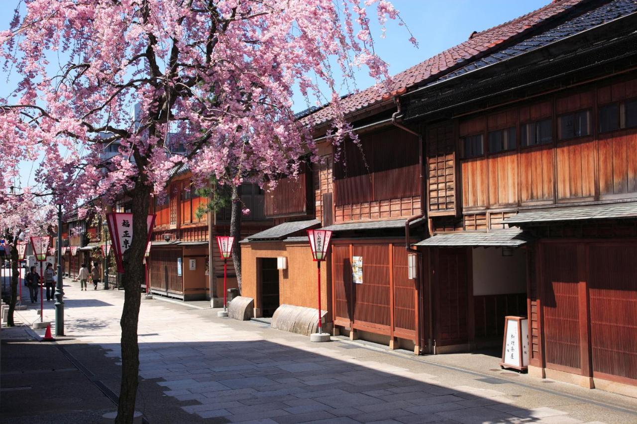 Kanazawa Tokyu Hotel Экстерьер фото